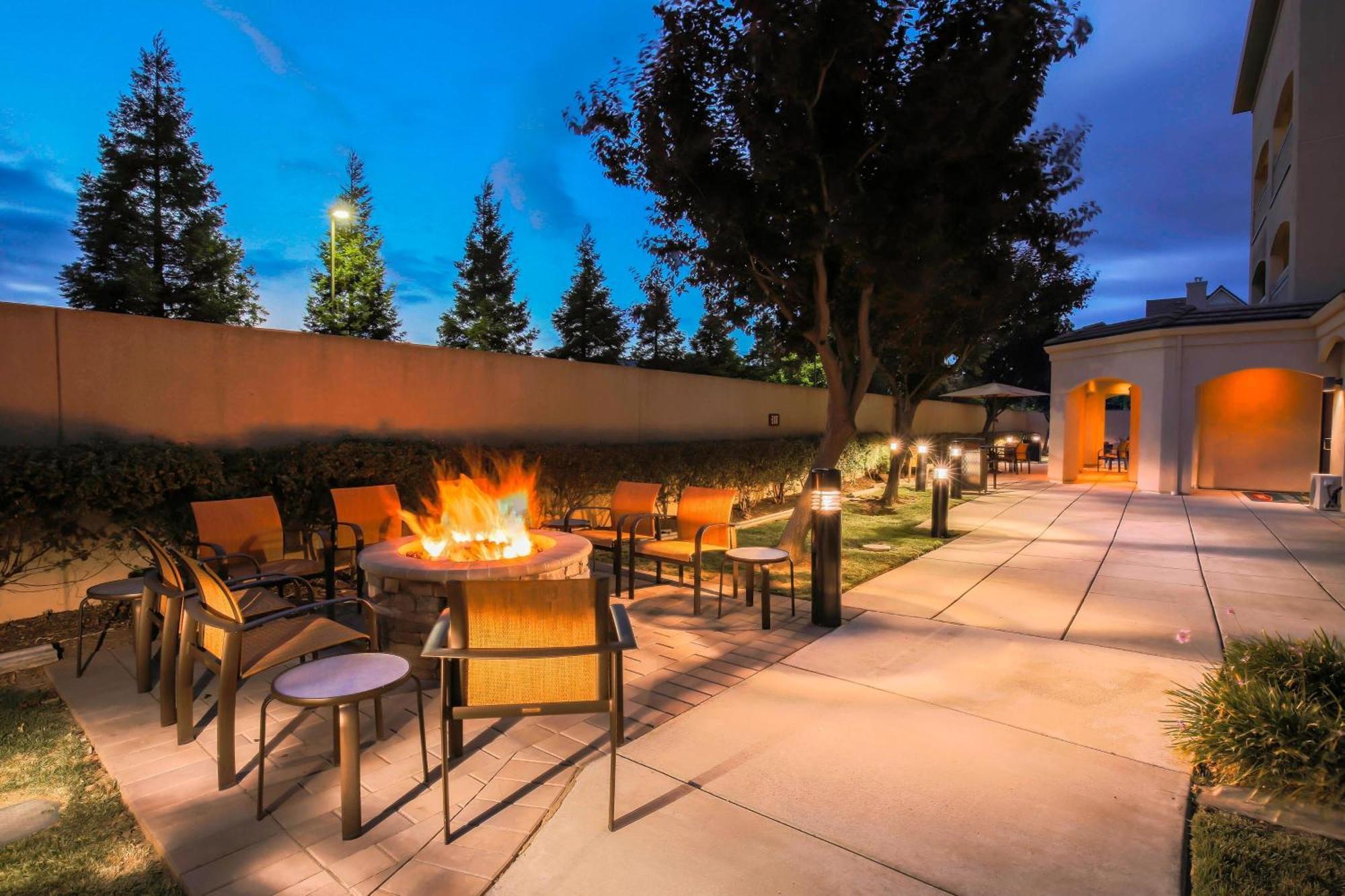 Courtyard By Marriott San Jose South/Morgan Hill Hotel Kültér fotó